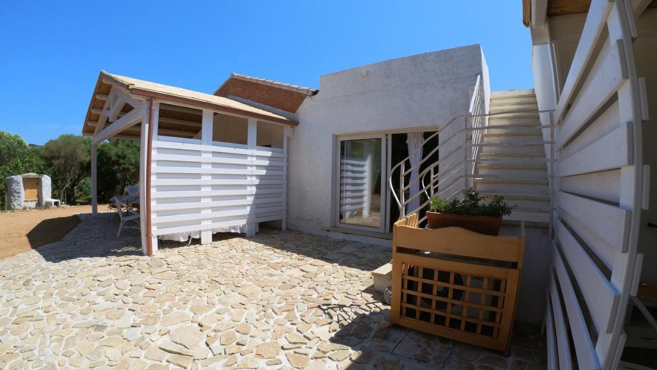 Monti Russu Natural Guest House Aglientu Exterior foto